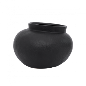 UNC vase calm
